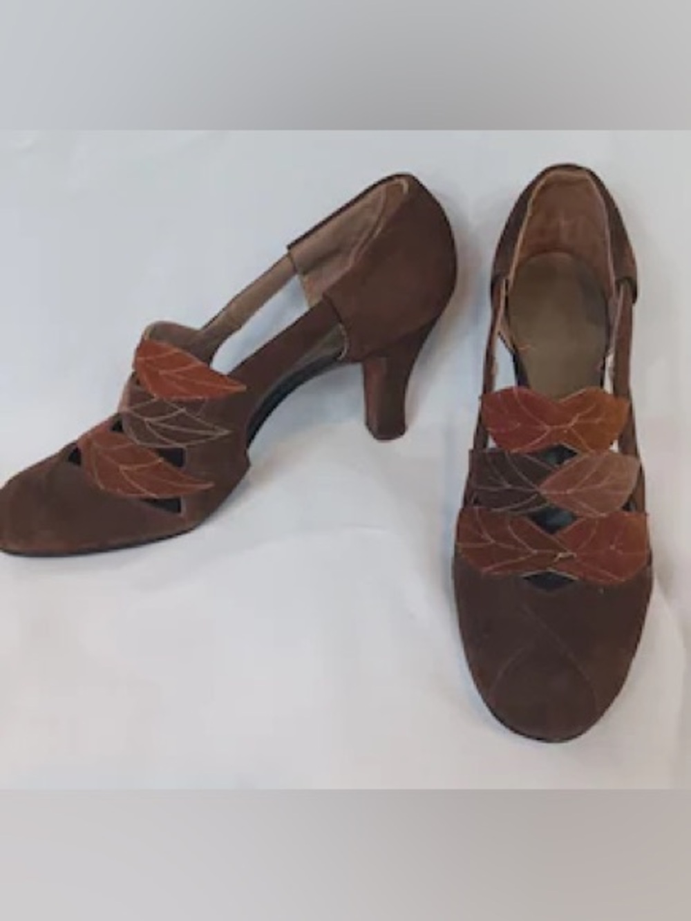 Vintage Brown Suede Cutout Heels with Burnt Orange Accent by Schaub's Size 5.5